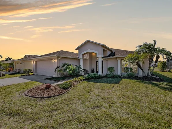 1751 Lakestone Dr, New Port Richey, FL 34655