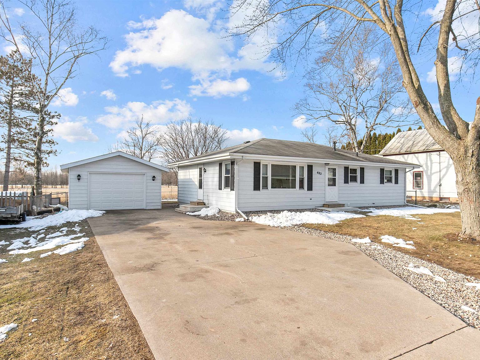 482 SW Ceresco St, Berlin, WI 54923 Zillow