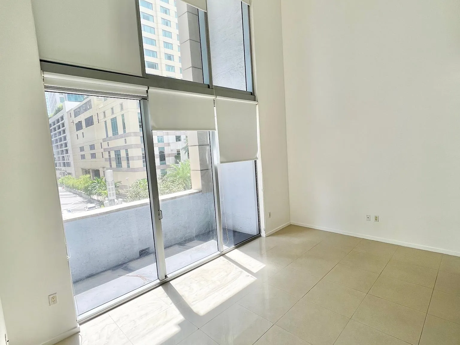 1060 Brickell Ave — Photo 4