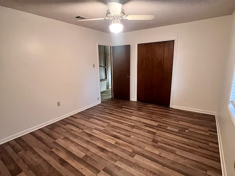 1470 Scott St — Photo 3