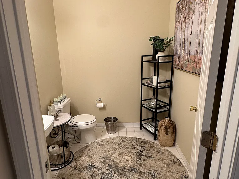 587 Brittany Cir — Photo 7