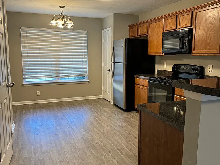 3150 Prater Ct — Photo 3