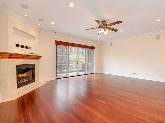 4th image of 2929 N Lincoln Ave APT 2