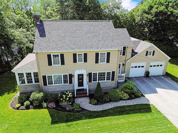 8 Kling Street, Augusta, ME 04330