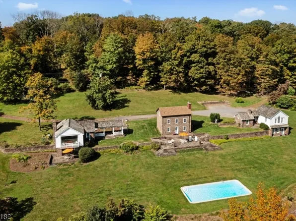 77 Strimples Mill Rd, Delaware Twp., NJ 08559