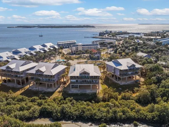 11 Old Mill Dr, Cedar Key, FL 32625