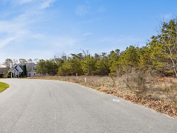 4th image of 4 Harbor Light Drive