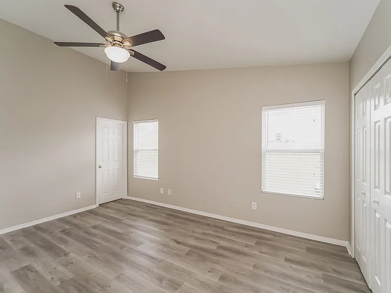 5221 Valcourt Rd — Photo 9