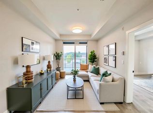 13458 95th Ave #401, Surrey, BC