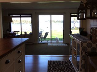 65 Lakeview Ave, Tonka Bay, MN 55331