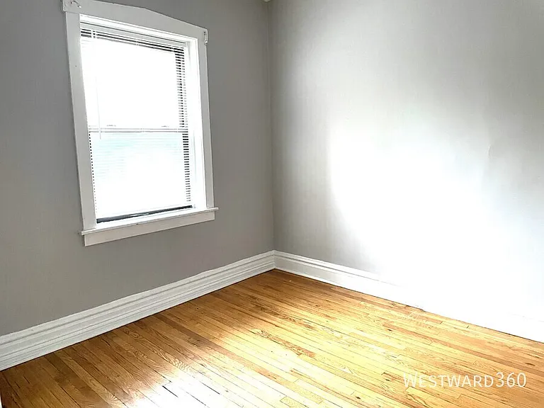 2551 N Avers Ave #2C — Photo 13