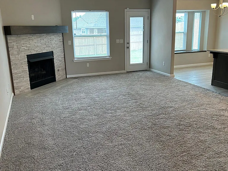 2224 Norwood Dr — Photo 7