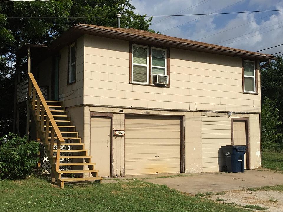 1st image of 613 N Ash St