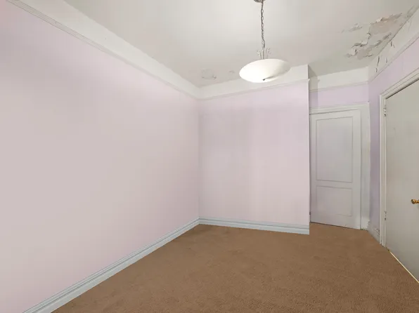 167 32nd Street image 4 of 17