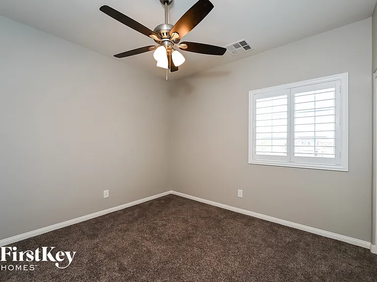 10448 Camp Rock Ct — Photo 9