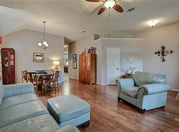 4th image of 4409 Stepping Stone Dr