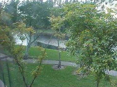 A1744006_301_22