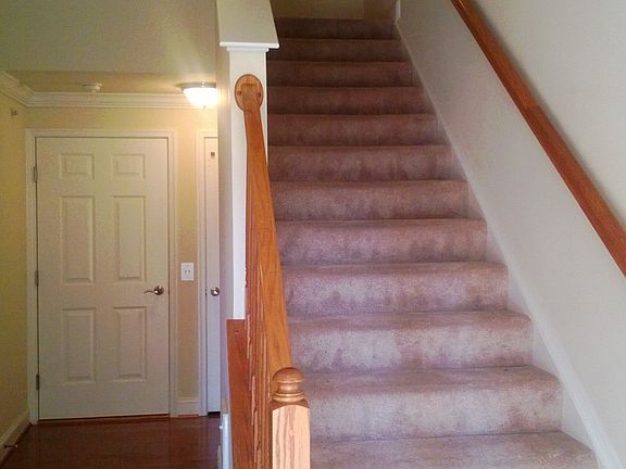 11221-2 chase street interior stairs_11142014