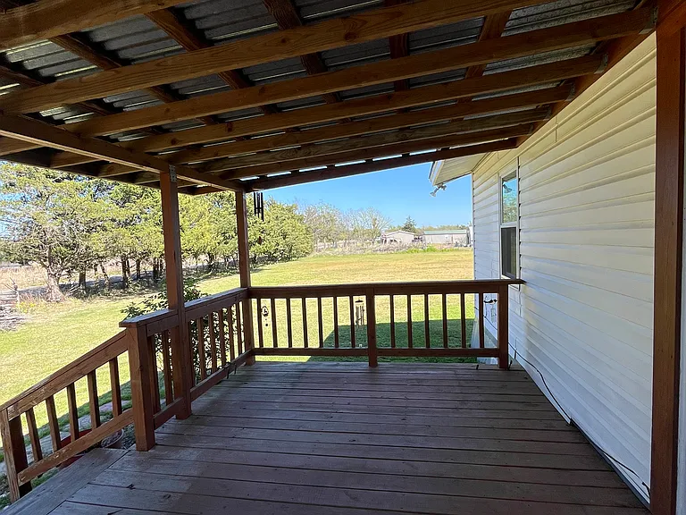 159 County Road 3501 — Photo 8