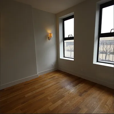 Rented by Nooklyn NYC LLC | media 28