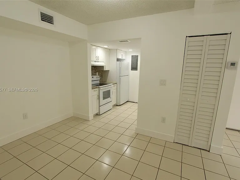 650 NW 114th Ave #101 — Photo 6