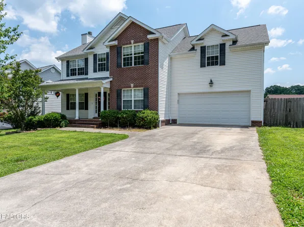 820 Mackenzie Dr, Maryville, TN 37804