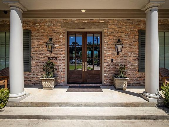 4th image of 573 Lakeview Cir