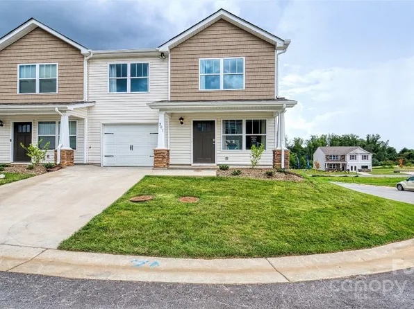 113 Eleanor Cove Rd, Arden, NC 28704