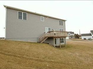 15415 Horton Ave, Urbandale, IA 50323