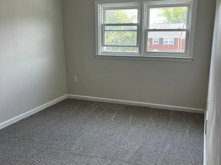 2214 Ellen Ave — Photo 6