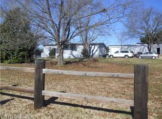 6017 Cedar Square Rd, Archdale, NC 27263