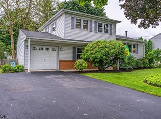 104 Ferris Pl, Hackettstown, NJ 07840