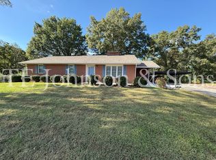 715 Hopewell Church Rd, Winston Salem, NC 27127