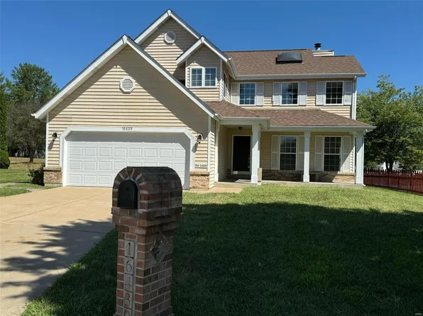 16439 Hampden Pl, Florissant, MO 63034