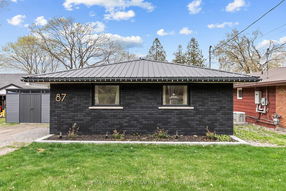 Building Photo - 87 Cedar Dr
