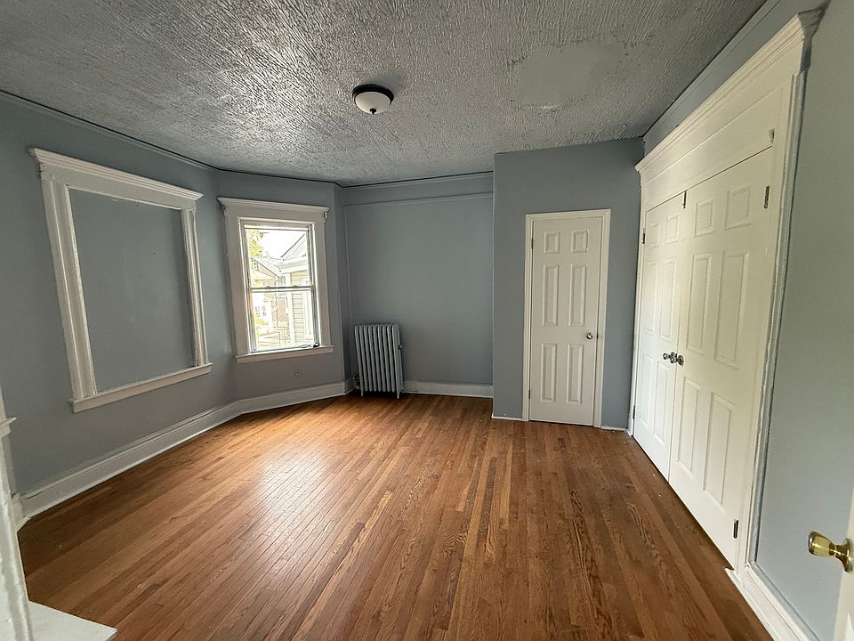 1st image of 107 Summit St #2A