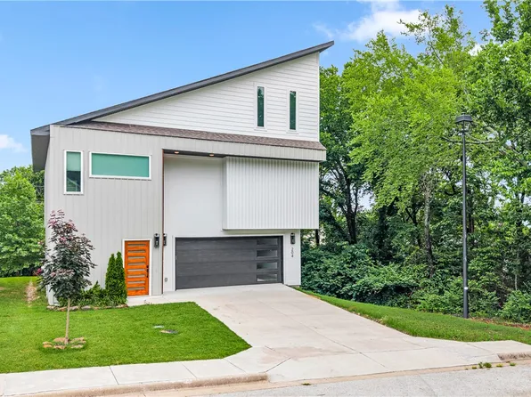 204 S Forest Canyon Ave, Fayetteville, AR 72701