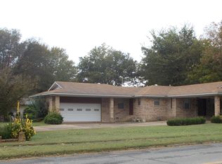 400 N Elm St, Paris, AR 72855