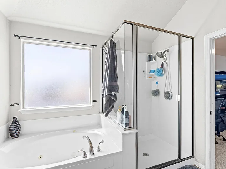 227 Sandstone Trl — Photo 14