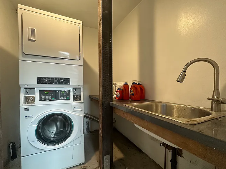 2418 Atherton St #4 — Photo 10