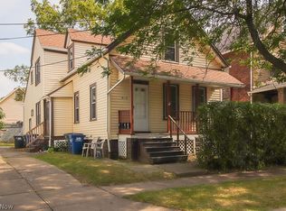 2113 Halstead Ave, Lakewood, OH