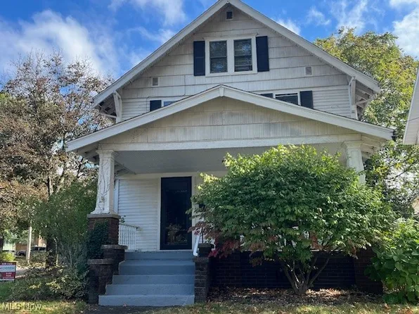 1223 Berwin St, Akron, OH 44310