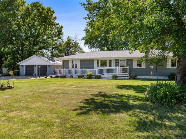 123 Home Ave, Forsyth, IL 62535