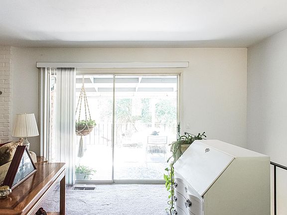 4th image of 14175 Alder Ln
