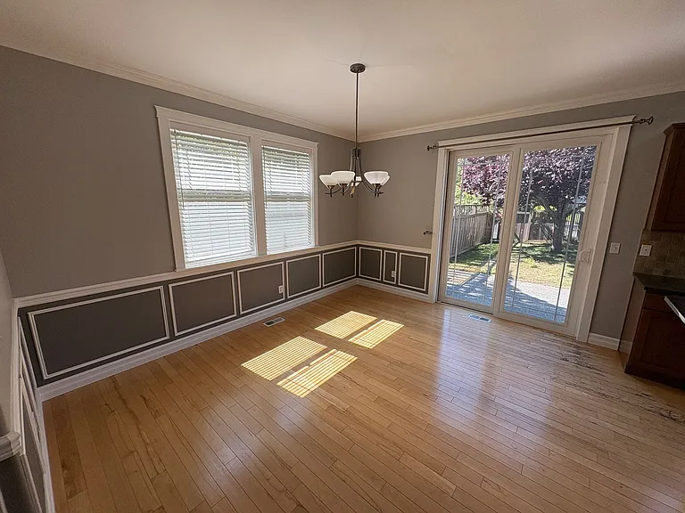 2504 Fir Crest Blvd — Photo 11
