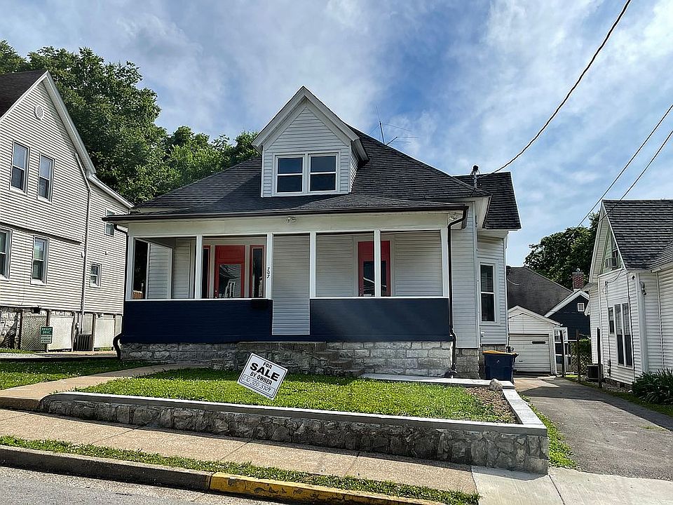 1st image of 707 E 10th Ave