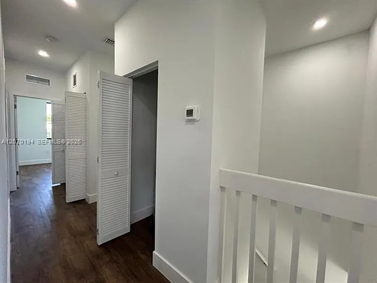 854 SW 1st St #Townhouse 854 — Photo 28