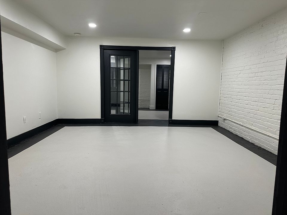 2nd image of 729 Morgan St APT 7