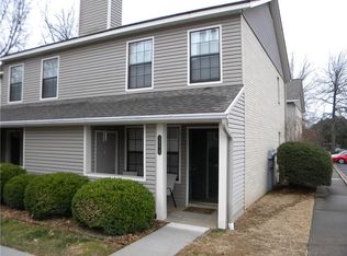 304 Fairway Cir, Springdale, AR 72764