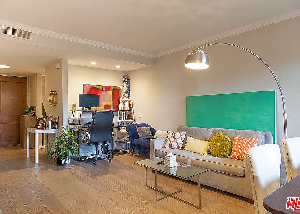1st image of 1271 Granville Ave APT 203
